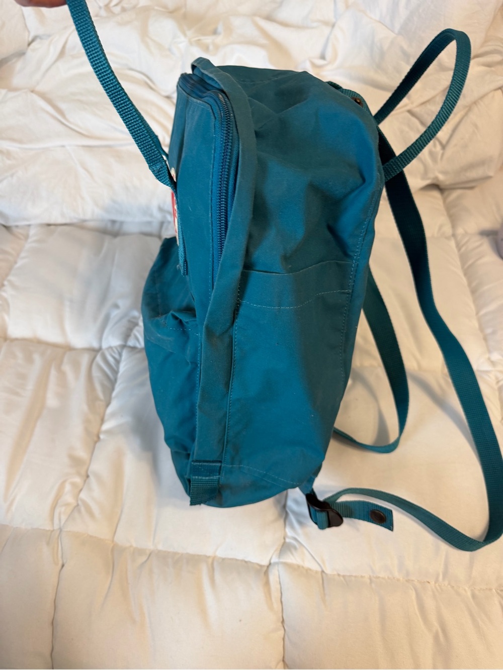Fjallraven Kånken Backpack in Teal Blue - Picture 9 of 11